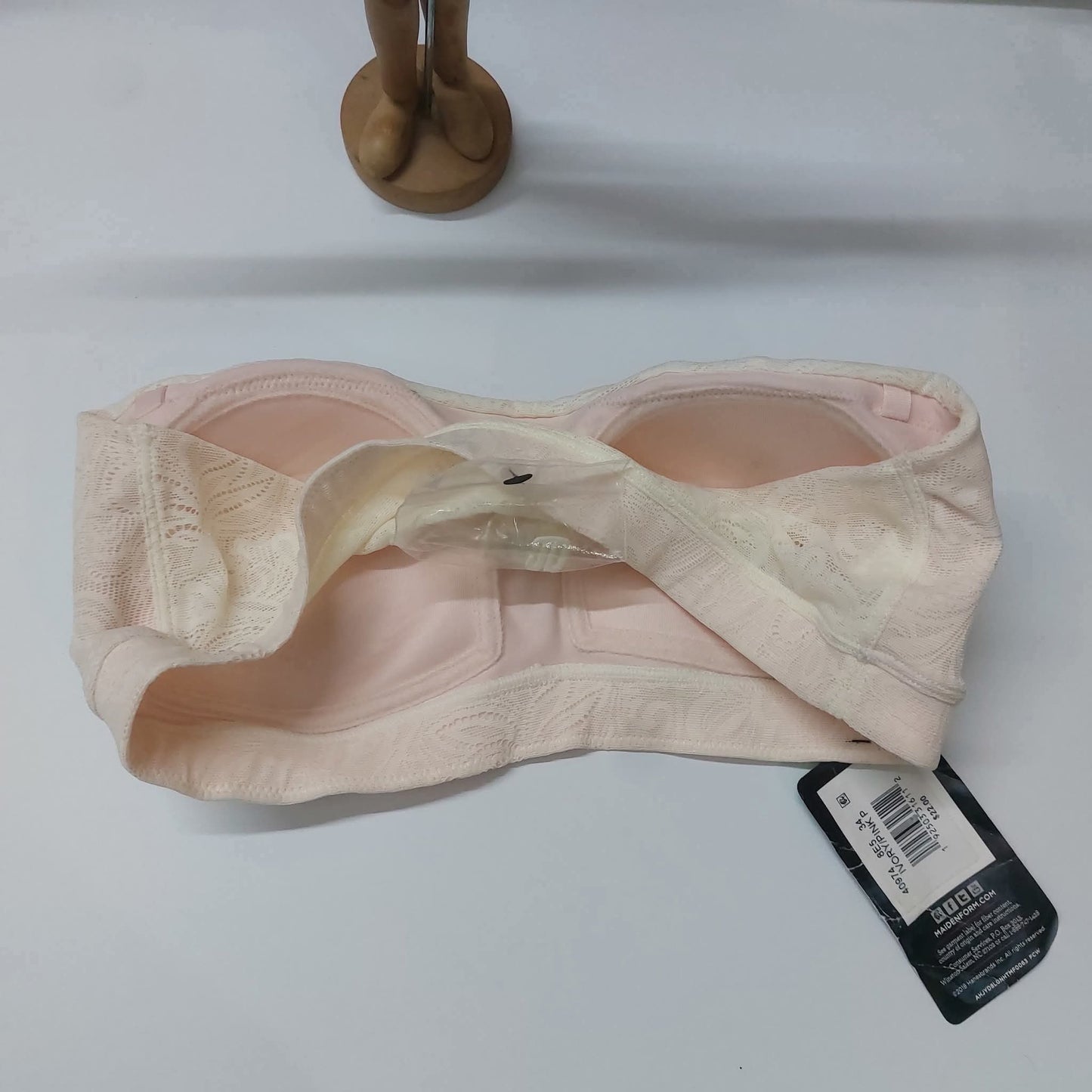 Maidenform Strapless Bandeau Bra (Wirefree | Padded Size : 34-B | Stay-in-Place)