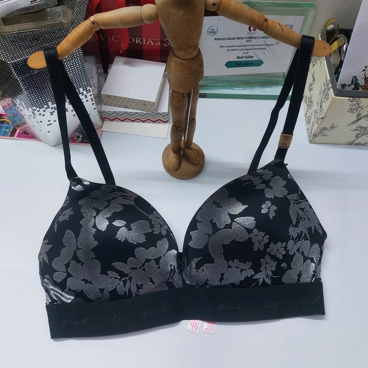 Victoria's Secret Ultimate Comfort Wireless Push-Up Bra — Floral Print