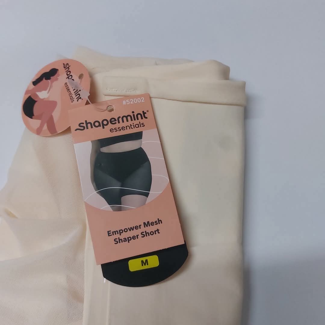 Shapermint Essentials Everyday Empower Mesh Shaper Short