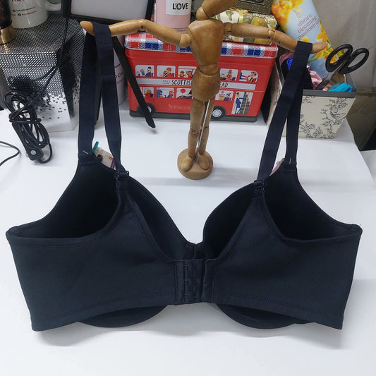 Radiant By Vanity Fair Size : 42-E