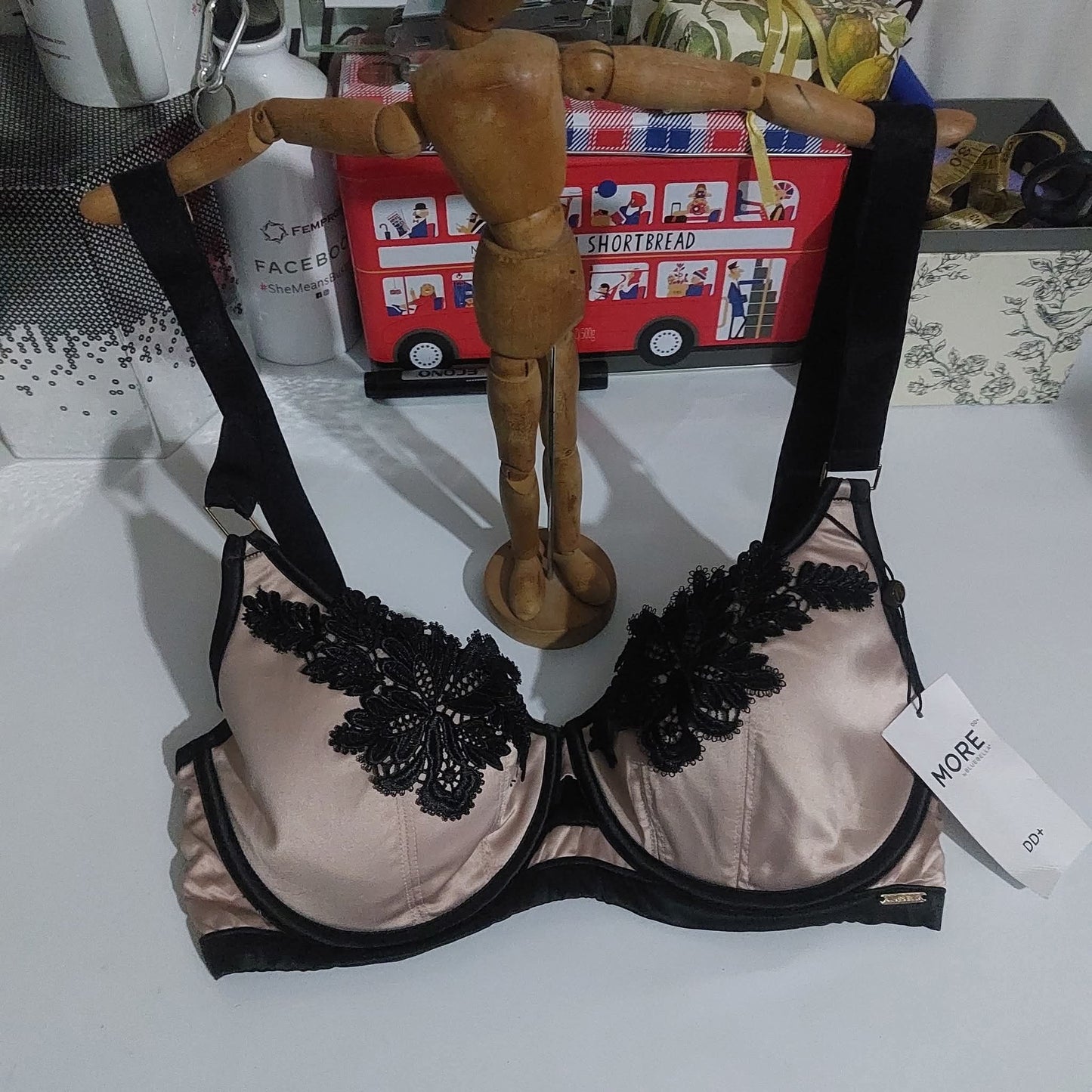 BLUEBELLA CALYPSO BRA Size : 32-DD ROSE DUST