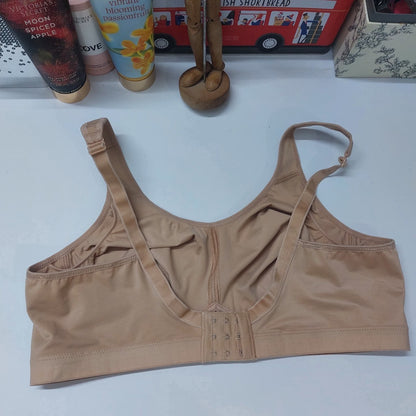 Vivana Active Wireless Mastectomy Sport by Anita Care – Optimal comfort for high-intensity training Size : 42-A
