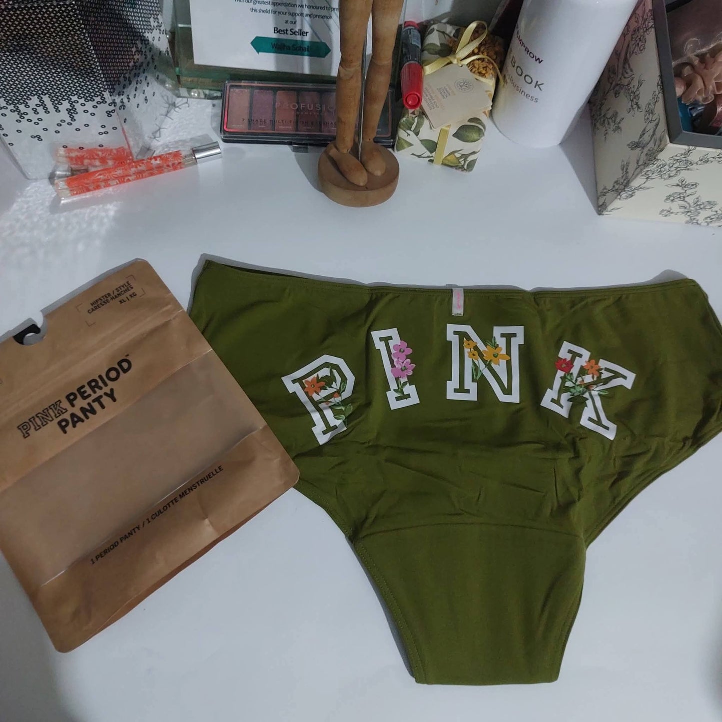 PINK PERIOD PANTIES Victorias Secret Period panties
