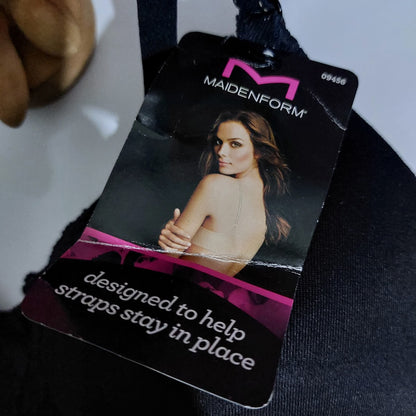 Maidenform Size : 36-A Design to help straps stay in place