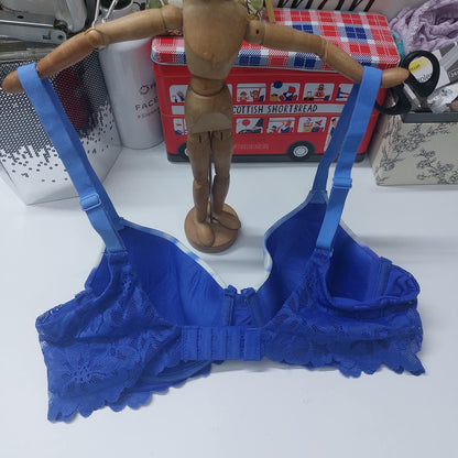 No Boundaries INTIMATE T-shirt Bra Size : 36-B
