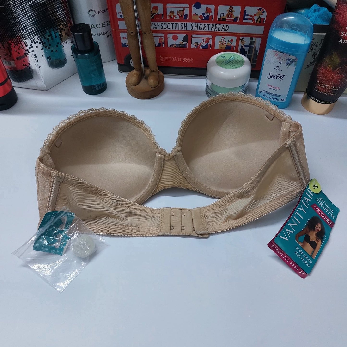 Vanity Fair Size : 36-B Multiway Strapless Pushup Bra