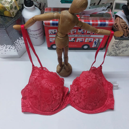 Target Intimates Size : 36-C Lace T-shirt Bra
