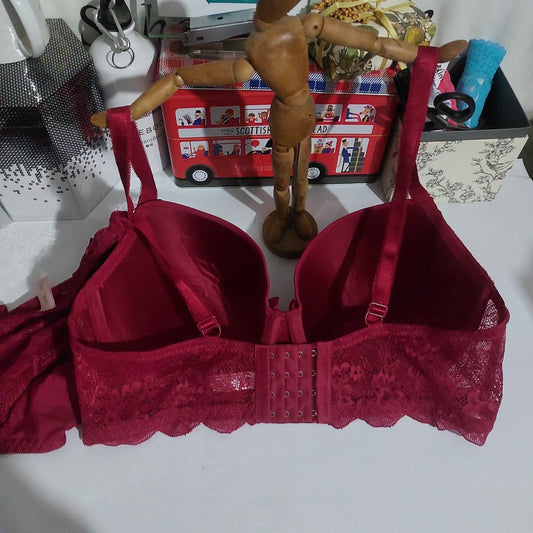 MA LINGERIE PARIS 2 piece bra set size : 2XL