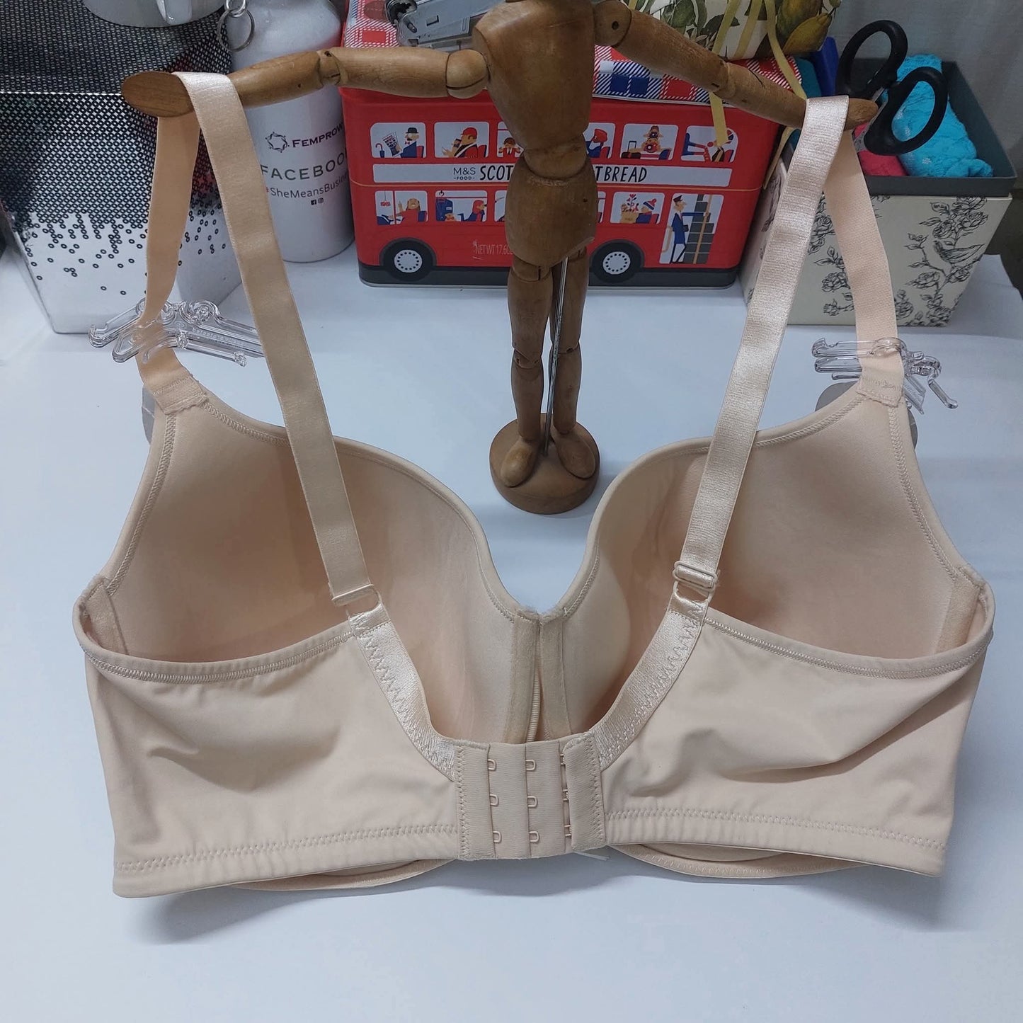 TRIUMPH GORGEOUS LUXURY Elegant wired T-shirt bra