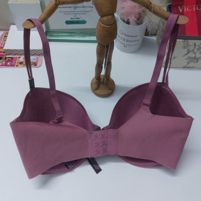 Victoria's Secret Seamless Back Smoother T-Shirt Bra