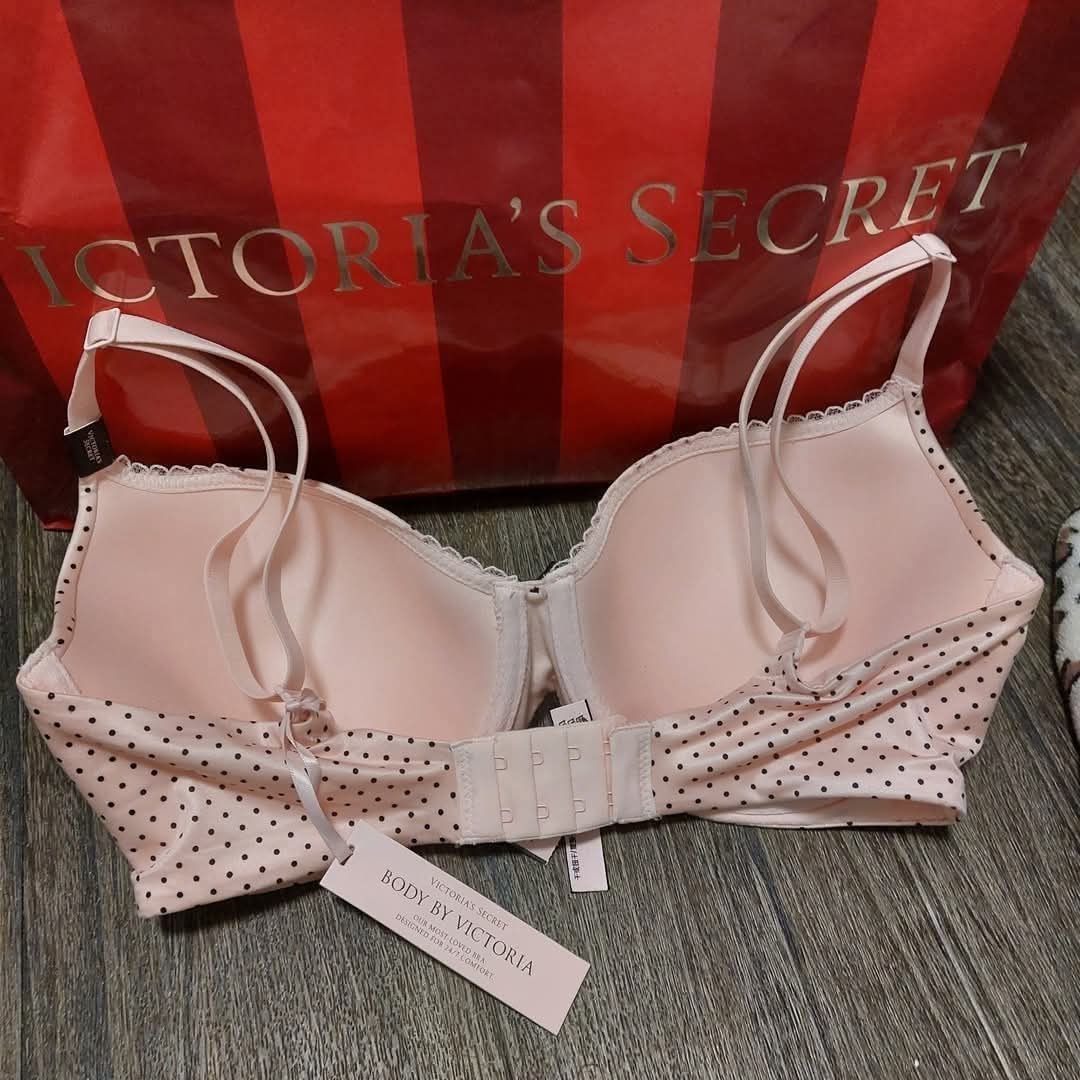 Victoria's Secret Body By VS Lightly Padded T-Shirt Bra - Pink Polka Dot
